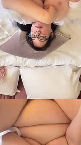 BBW Babe Jayne Lays Back with Feet in the Air