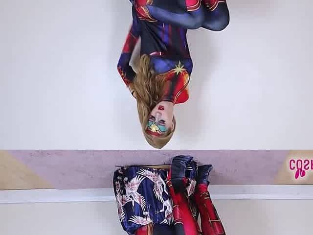 Aurora Phoenix And Captain Marvel - Gorgeous Stuns In A Sexy Costume