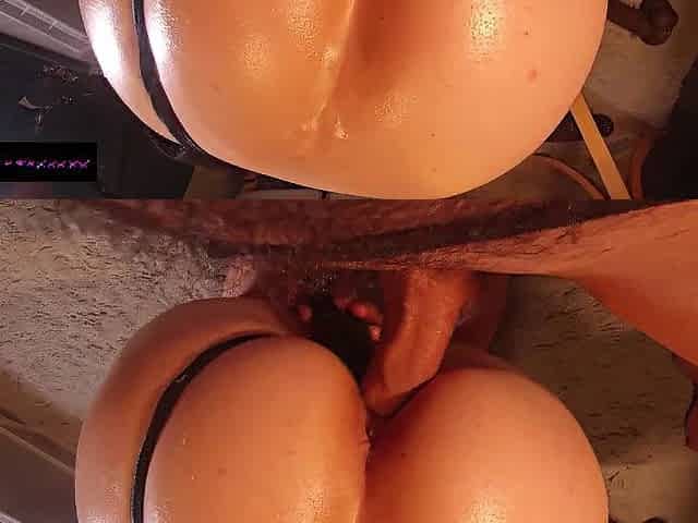 It's very sexy, this chab craves hawt milk... And