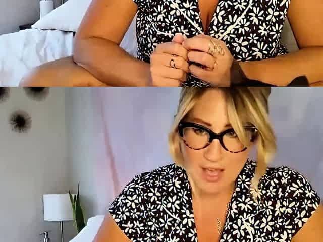 Blonde babe scarlet solo webcam