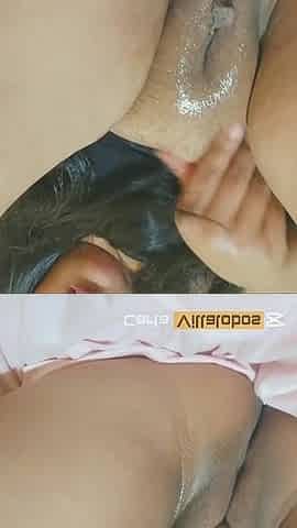 I Put Oil on My Vagina to Make It Squirt