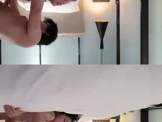 Chubby amateur nude on hidden cam