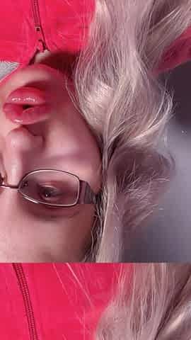 Bimbo Red Lipgloss Captivated