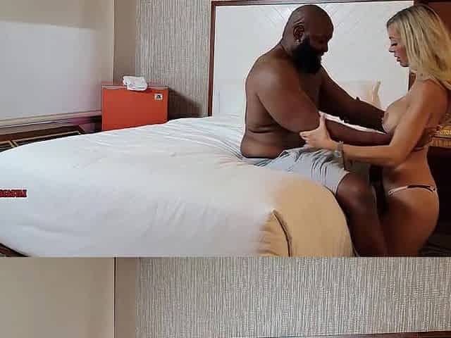 Chocolatebeast & The Hollyhotwife Experience Creampie My first Time w Her