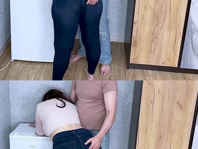stepmom took off her jeans so it would be easier to bang her in the booty