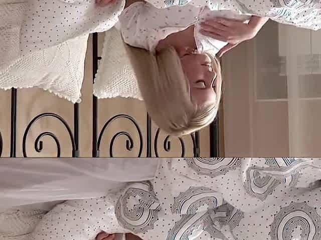 Carmen H Widens Her Legs To Touch Her Pussy Whilst Masturbating!
