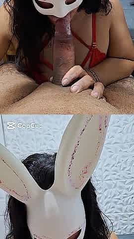 Ella me chupa la pija,la escupe y la vuelve a chupar es terrible petera una diosa del sexo blowjob