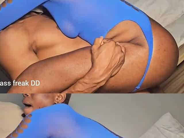 how I stretched tiny madams twat
