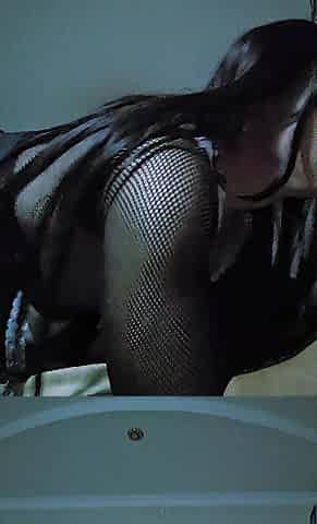 Rebelling In The Bedroom, That babe Demands Cum Out of Shame