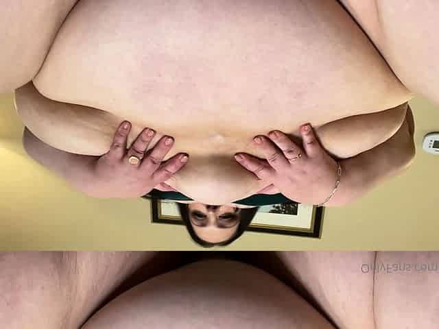 Fat mature webcam chick making herself cum with a vibrator