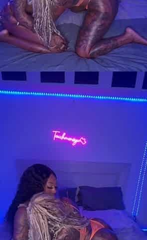 Sexy ebony honeys finger