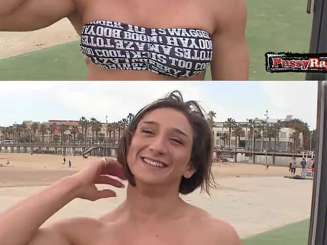 Funny amateur cougar sex clip