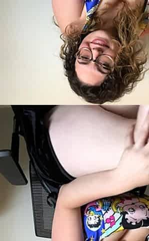 Big boobed babe masturbating