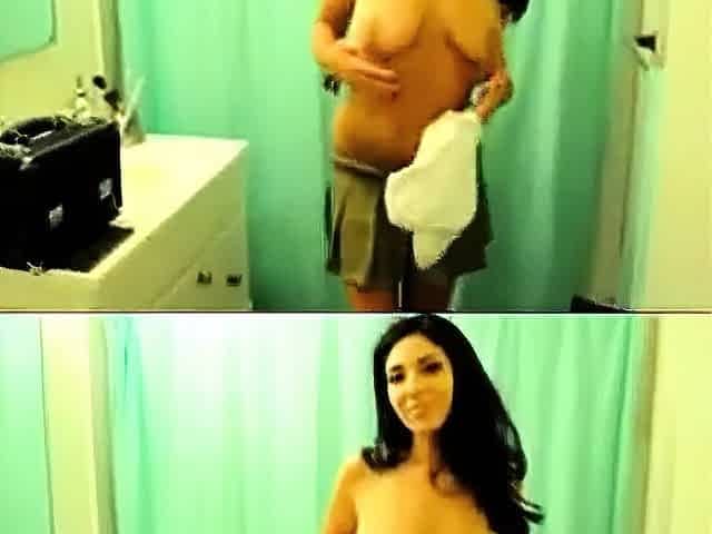 Natural Amateur Strips and Plays with Dildo on Webcam