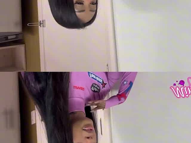 THIS BABE MADE MY WEENIE LIKE AN ICE CREAM AND SUCKED IT UNTIL I CUM IN HER THROAT