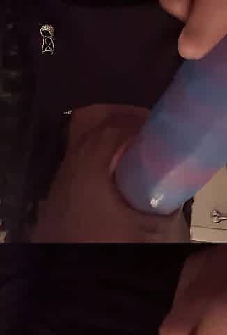 Solo sextoy banging