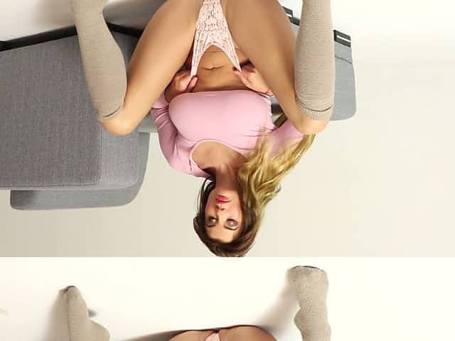 Sensual leggy gymnast Lucy performs her captivating smooth pussy