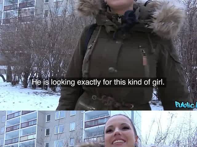 Real hard sex in a public WC - Public Agent