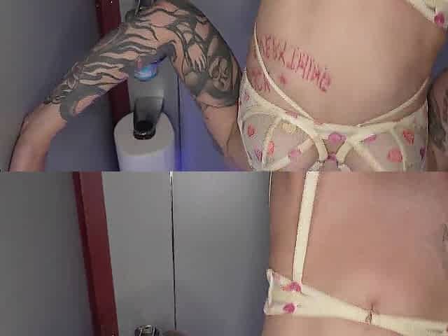 Hot wife goes to the Gloryhole