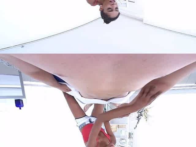 VR, Luna Riding Cock