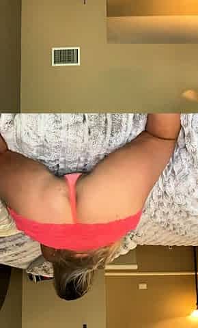 Babe with big boobs on webcam this