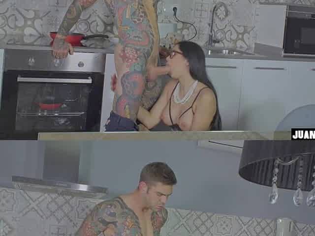 Spanish Babe Fuck in the Kitchen