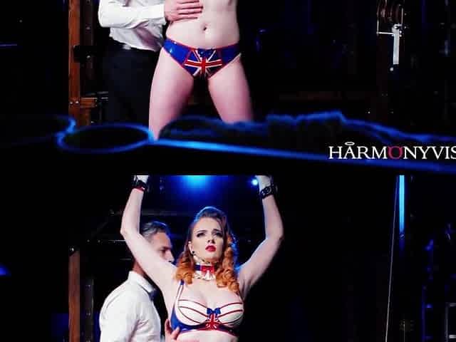 Latex whore takes shlong up the booty