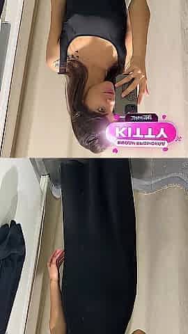 Solo Masturbation during Stream in Public Fitting Room