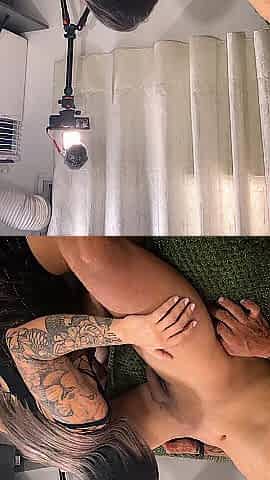 LARGE BOOTY GROANS DROWN IN RAW FILTHY TALK