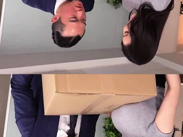 This Perfect Japanese MILF Gets Fucked In Australia (Decenso