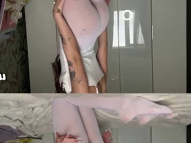 Hot dame in white tights is well-prepped to get penetrated - XXX!