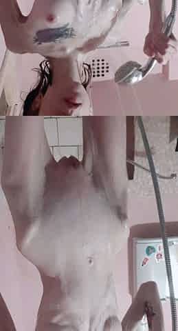 Amateur brunette teen in solo