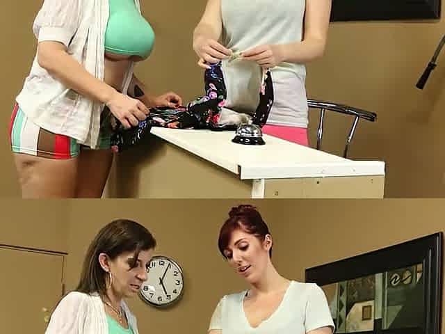 Lesbian babes Sara Jay & Lauren Phillips Playing With Her Clits & Dildos!