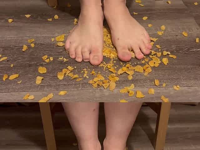 Food Crunching - Stepping on Cereal with Bare Feet Asmr