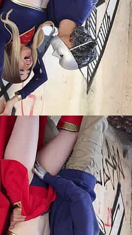 Hunts and Tricks Supergirl Into Having Rough Sex with Her