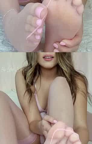 Nylon seamed foot fetish pt2