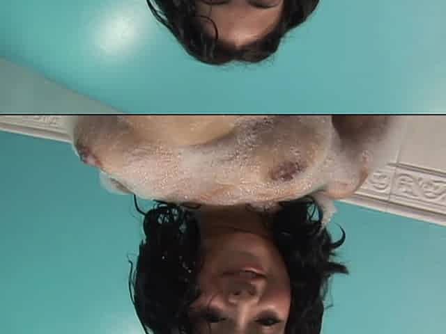 Hairy Hottie Masturbates in the Tub - Bemefi
