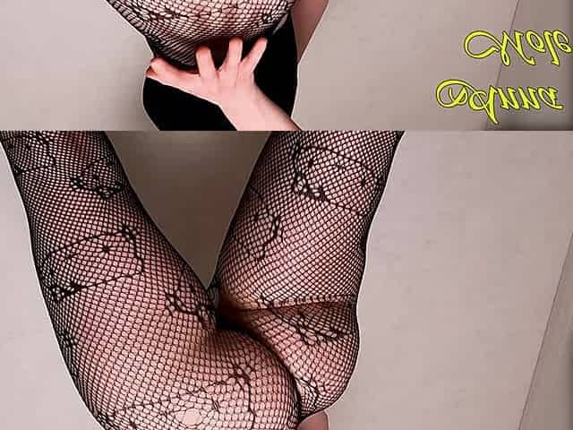 My Round, Elastic Ass in Sexy Tights Is Shaking Right in Front of Your Face so Much That You Can Lick It and Touch It.