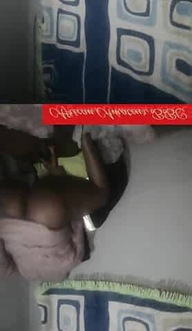 Large butt Chipikechipi rides ebony jock