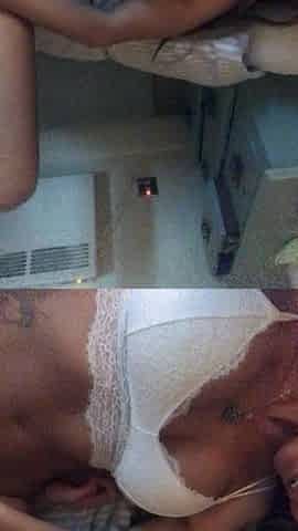 Amateur blonde babe masturbates on cam