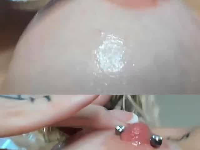 Close up MILF masturbation