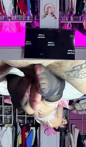 Foot fetish Close up feet and toes tease