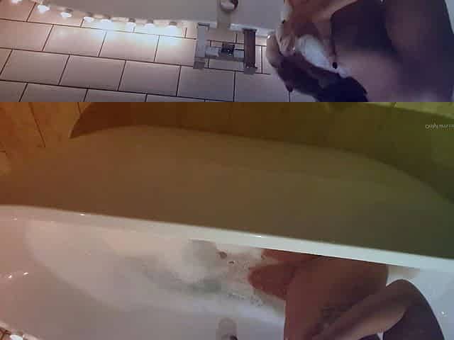 Amateur Big Boobs jerks Big Dick