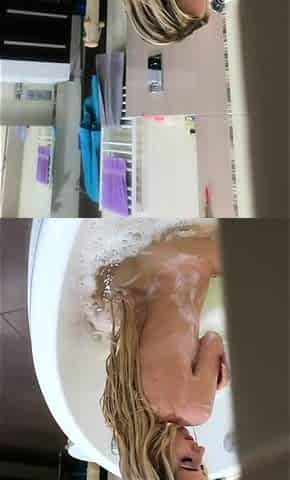 Happy Yulia - Spying On Me In The Shower