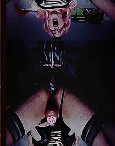 Bouncing sissy wench
