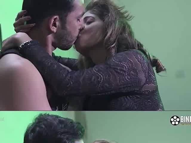 Classy Indian babe mind-blowing xxx scene