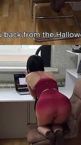 Stepdaughter Sucks Stepdad's Dick While Stepmom Is Not Home.