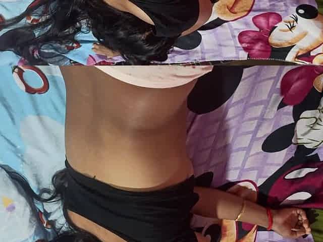 Indian Desi Chubby Bhabhi Wearing Sexy Dress in the Badroom and Fucked Hard in Doggy Style by Devar