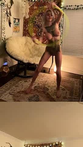 Busty blonde babe goes crazy jerking