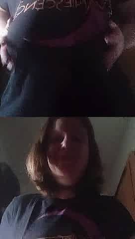 Punk mother I'd like to fuck flashing a little ????